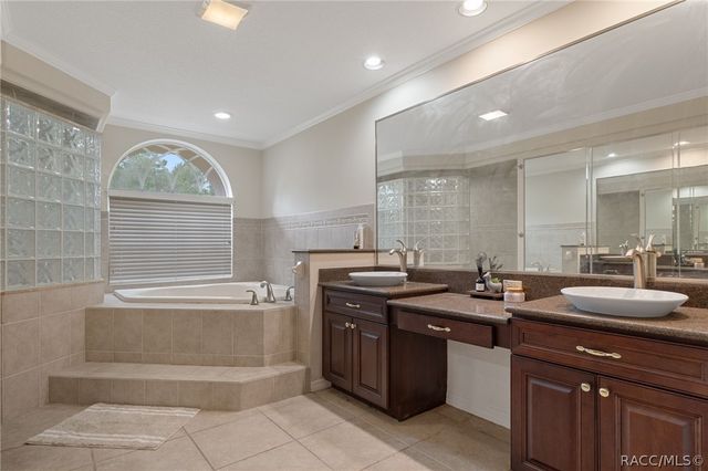 4847 W Geyser Court, Beverly Hills, FL 34465