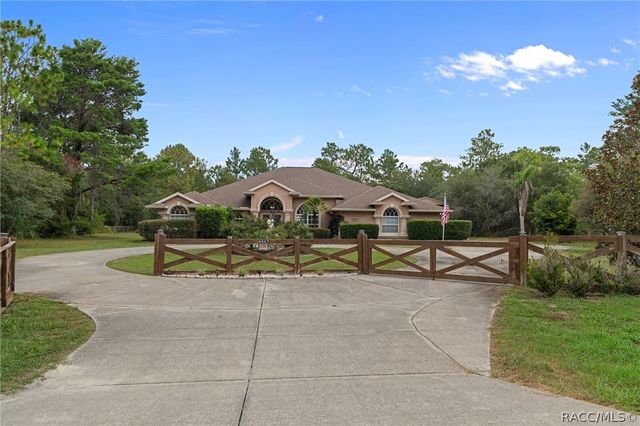 4847 W Geyser Court, Beverly Hills, FL 34465