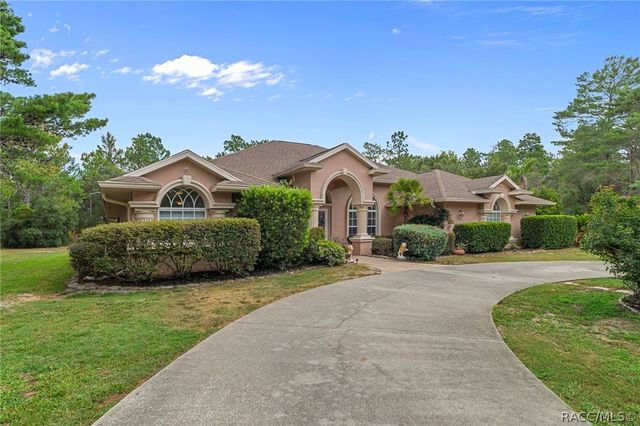 4847 W Geyser Court, Beverly Hills, FL 34465