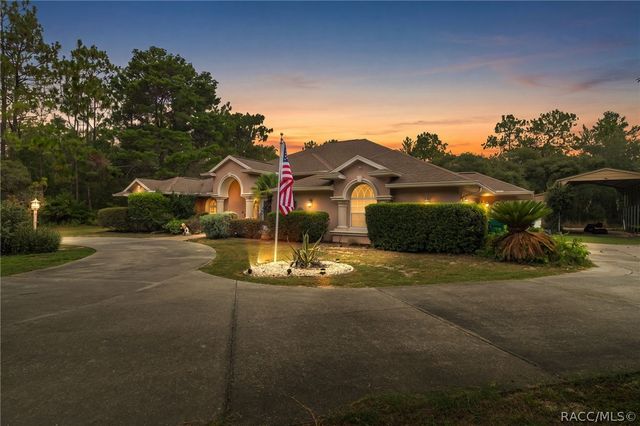 4847 W Geyser Court, Beverly Hills, FL 34465