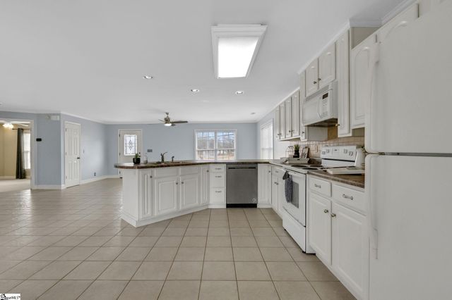 115 Taylors Road, Taylors, SC 29687