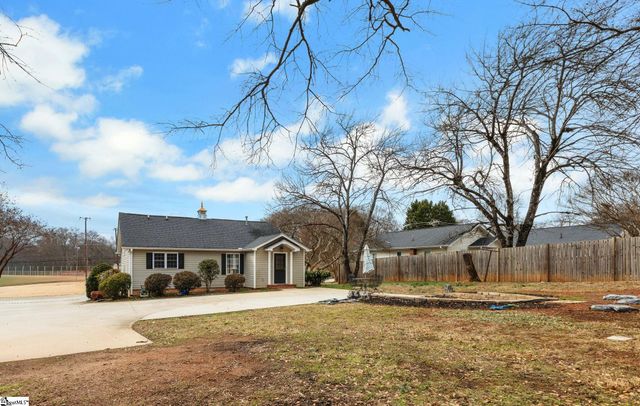 115 Taylors Road, Taylors, SC 29687