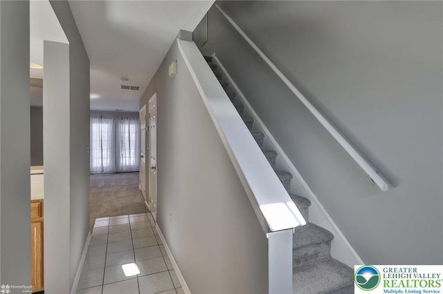 117 Brandywine Drive, Bethlehem Twp, PA 18020