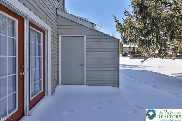 117 Brandywine Drive, Bethlehem Twp, PA 18020