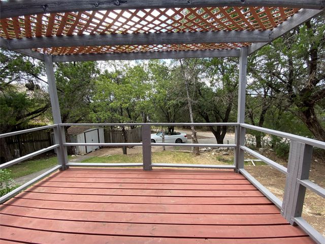1516 Lisa DR B, Austin, TX 78733