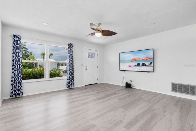 3715 98TH AVENUE N 3, Pinellas Park, FL 33782