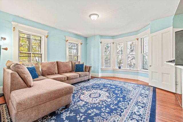 12 South Mast Street, Goffstown, NH 03045