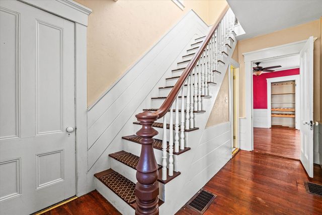 12 South Mast Street, Goffstown, NH 03045