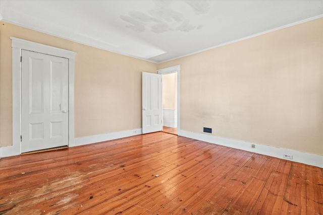 12 South Mast Street, Goffstown, NH 03045