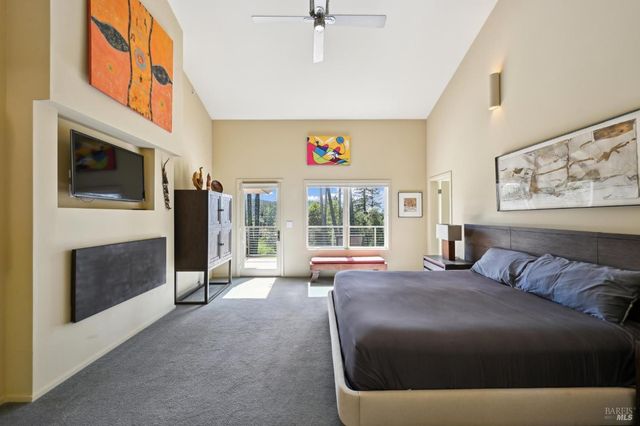 5940 Erland Rd, Santa Rosa, CA 95404