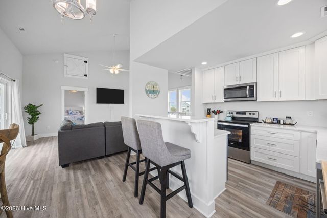 8020 8th Street, Surf City, NC 28445