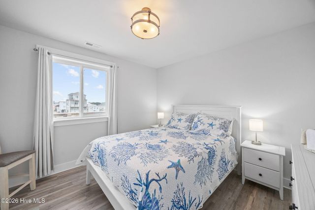 8020 8th Street, Surf City, NC 28445