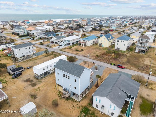 8020 8th Street, Surf City, NC 28445