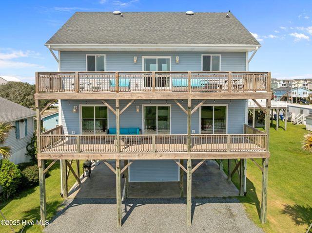 8020 8th Street, Surf City, NC 28445