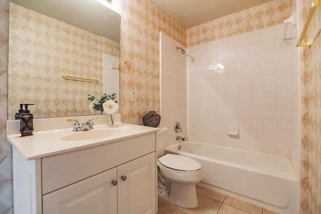 2412 Arbor DR, Round Rock, TX 78681