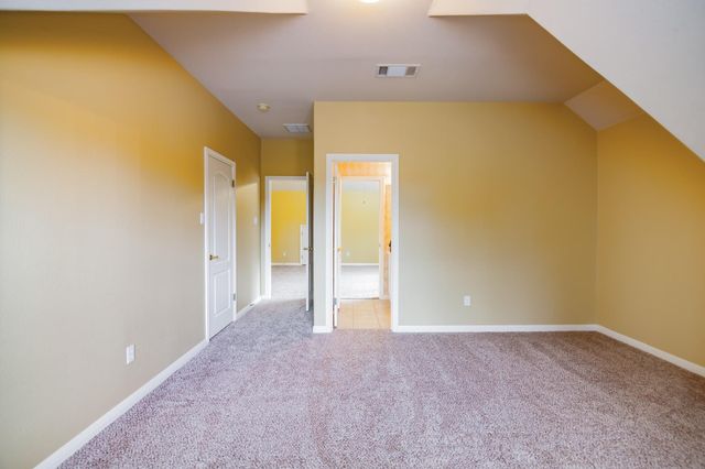 2412 Arbor DR, Round Rock, TX 78681