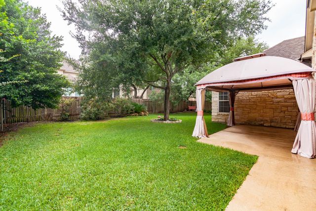 2412 Arbor DR, Round Rock, TX 78681