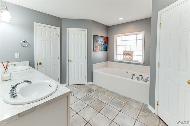 13552 Trailing Vine, Northport, AL 35475