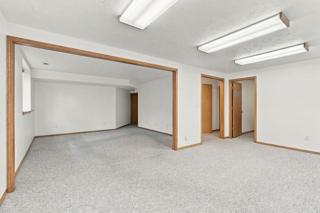 2517 E 59th Ln, Spokane, WA 99223