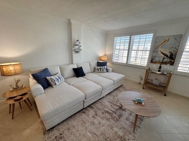 3475 S Ocean Boulevard 6110, Palm Beach, FL 33480