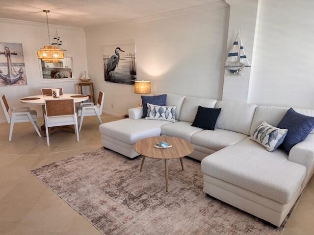 3475 S Ocean Boulevard 6110, Palm Beach, FL 33480