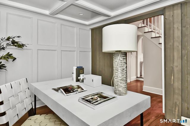 10 Woodhill Road, Wilton, CT 06897