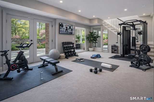 10 Woodhill Road, Wilton, CT 06897