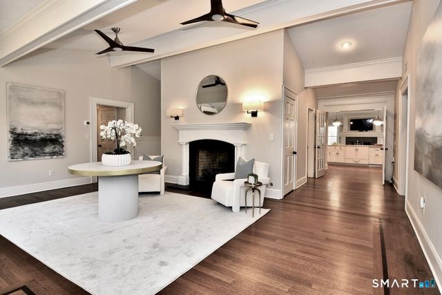 10 Woodhill Road, Wilton, CT 06897