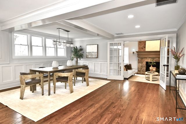 10 Woodhill Road, Wilton, CT 06897