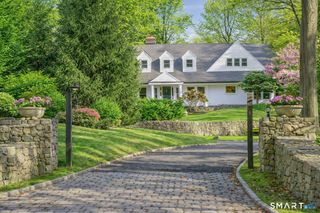 10 Woodhill Road, Wilton, CT 06897