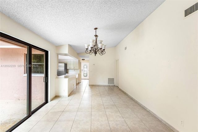 1586 Old Cypress Trl 1, Wellington, FL 33414