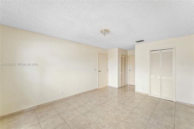 1586 Old Cypress Trl 1, Wellington, FL 33414