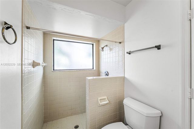1586 Old Cypress Trl 1, Wellington, FL 33414