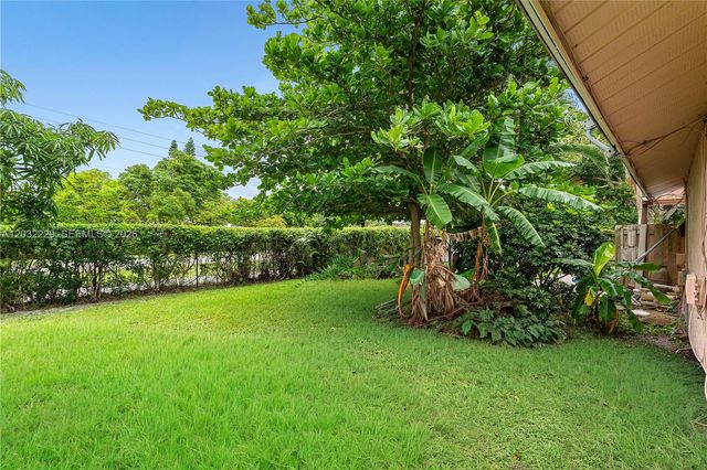 1586 Old Cypress Trl 1, Wellington, FL 33414
