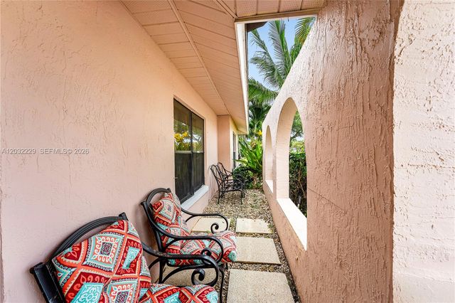 1586 Old Cypress Trl 1, Wellington, FL 33414