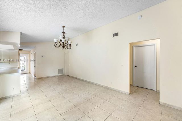1586 Old Cypress Trl 1, Wellington, FL 33414