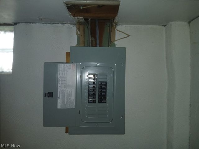 1010 Burlington Street, Youngstown, OH 44510