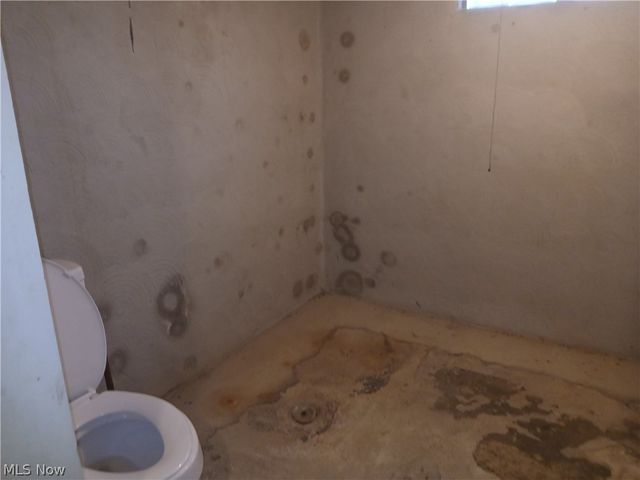 1010 Burlington Street, Youngstown, OH 44510