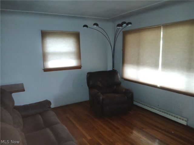 1010 Burlington Street, Youngstown, OH 44510