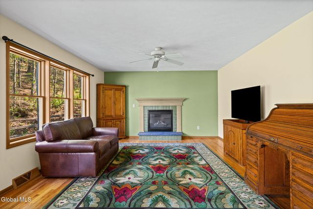 107 Fox Run Drive, Guilderland, NY 12303