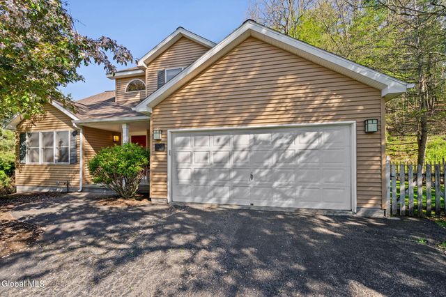 107 Fox Run Drive, Guilderland, NY 12303