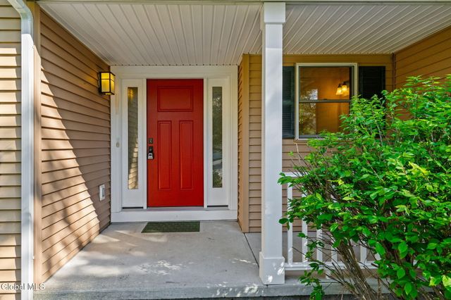 107 Fox Run Drive, Guilderland, NY 12303