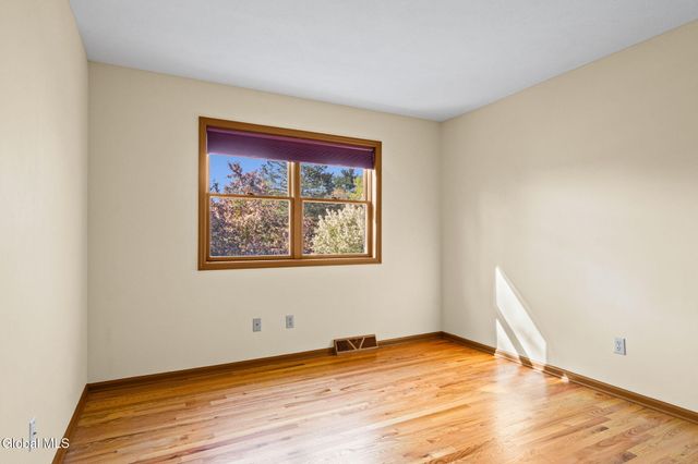 107 Fox Run Drive, Guilderland, NY 12303