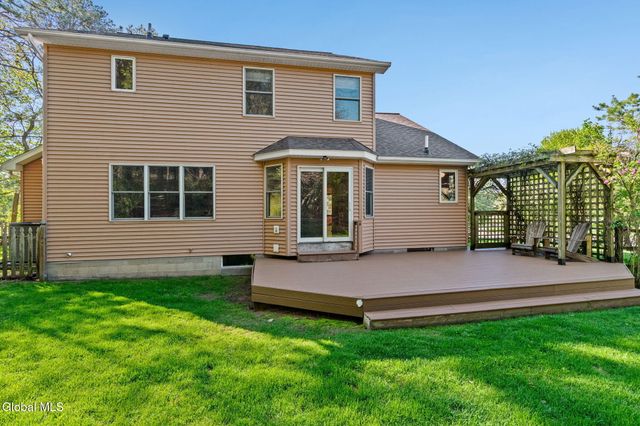 107 Fox Run Drive, Guilderland, NY 12303