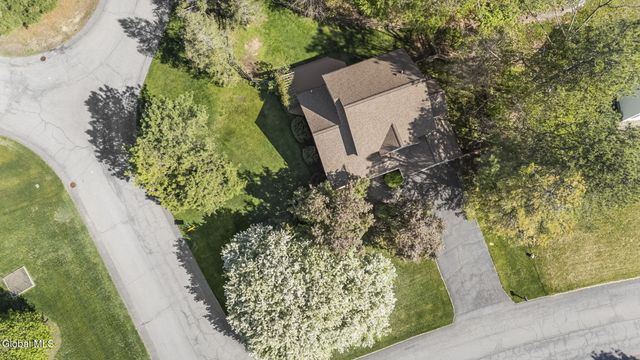 107 Fox Run Drive, Guilderland, NY 12303