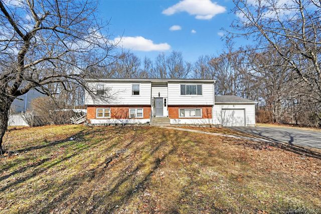 129 Vails Gate Heights Drive, New Windsor, NY 12553