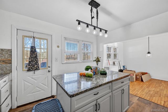 129 Vails Gate Heights Drive, New Windsor, NY 12553