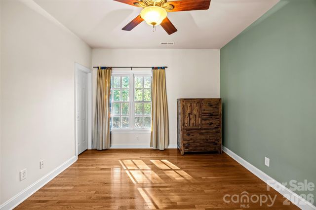 16532 Flintrock Falls Lane, Charlotte, NC 28278