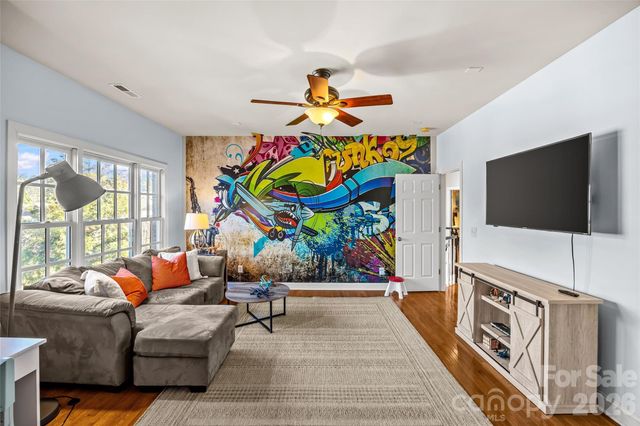 16532 Flintrock Falls Lane, Charlotte, NC 28278