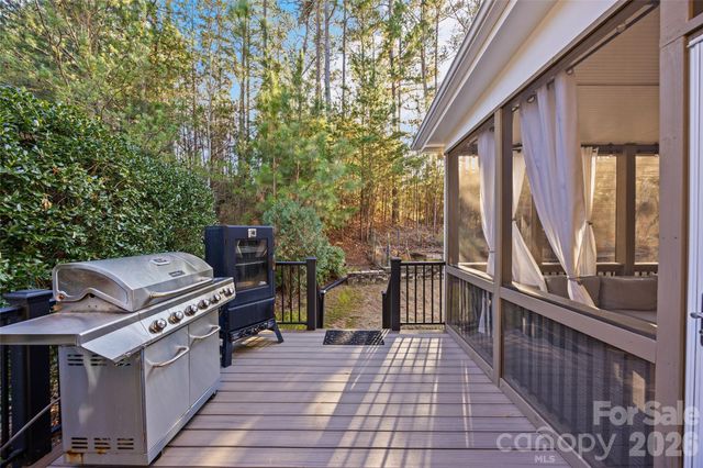 16532 Flintrock Falls Lane, Charlotte, NC 28278